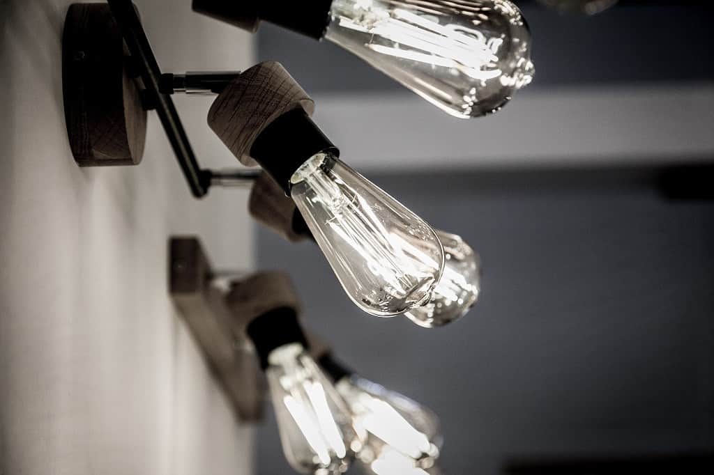BRITOP Lighting der Hersteller von dekorativer Beleuchtung, Holzlampen, LED- Leuchten für Treppen und Durchgänge - moderne Lampen, klassische  Kronleuchter, Badezimmerbeleuchtung | Britop